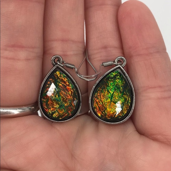 🌞10 for $15 Faux Opal Iridescent Drop Earrings - Picture 2 of 4